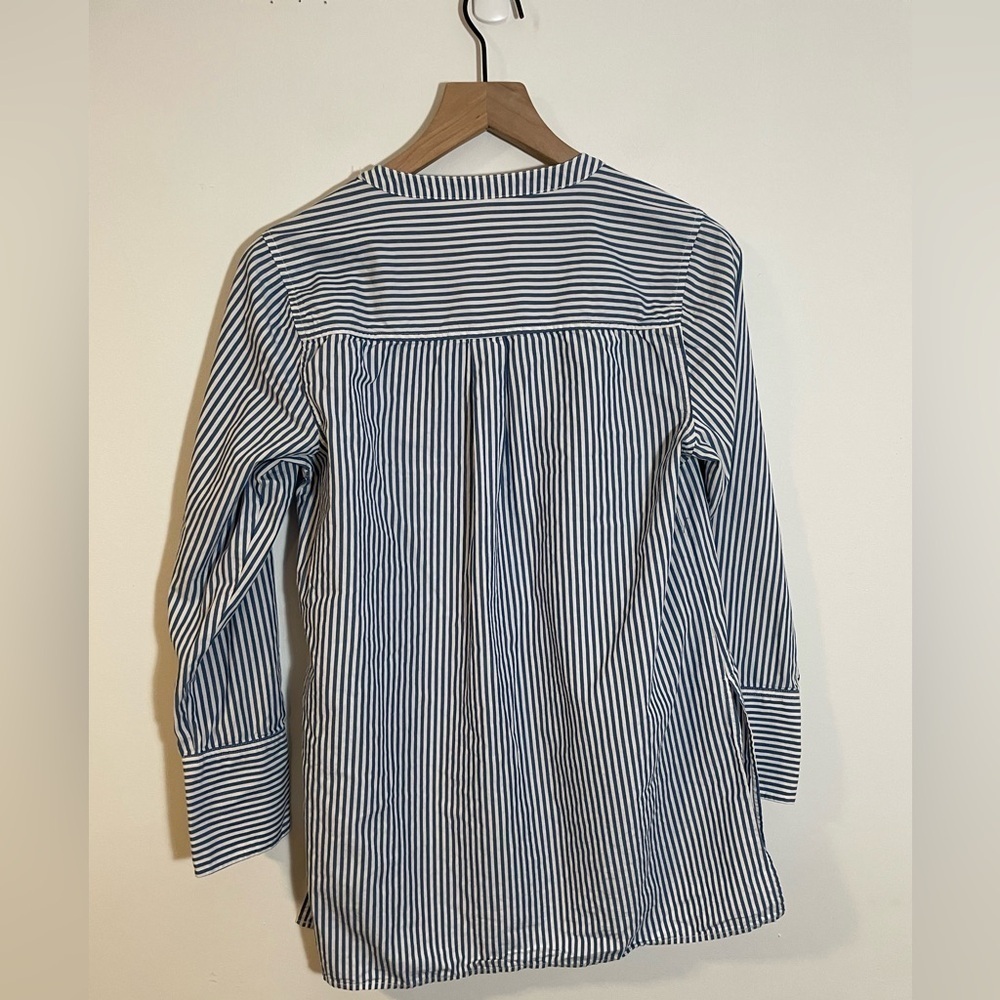 Old Navy Women’s Blouse Blue White Stripe Button Woven Tunic Size Medium - Picture 6 of 10